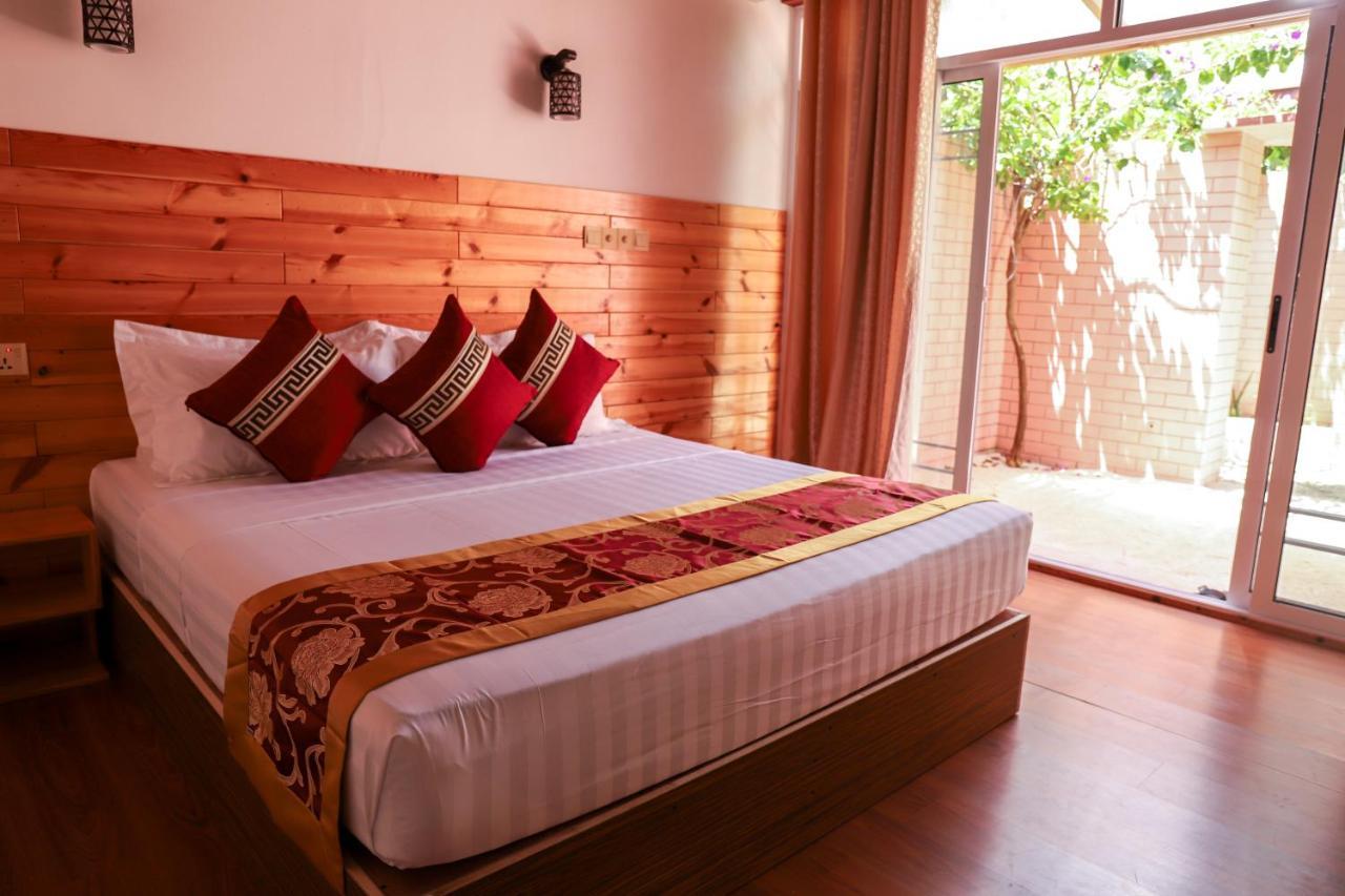 New Breeze 3* Thoddoo